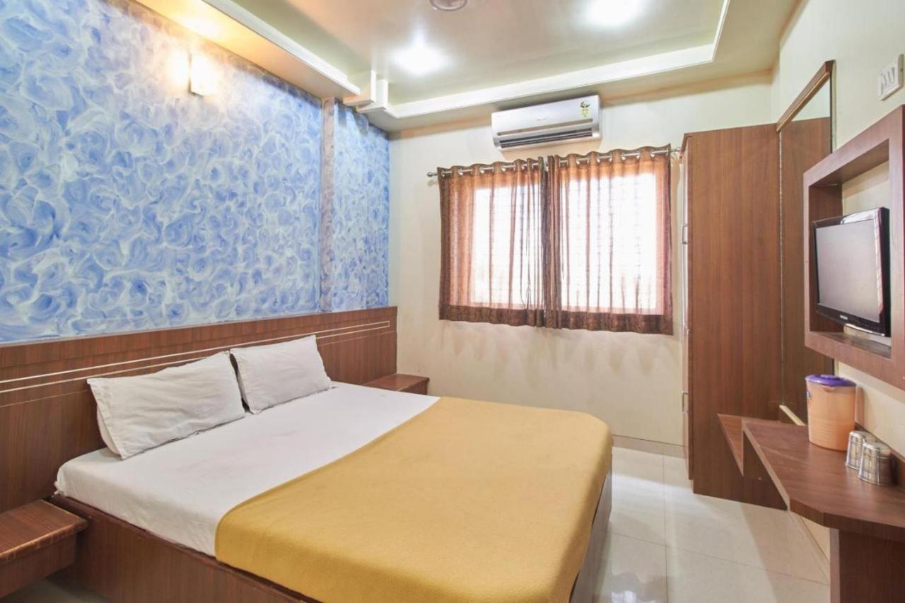 Hotel Jain Residency Shirdi Exterior photo